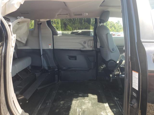 2023 TOYOTA SIENNA XLE 5TDYRKEC7PS146572