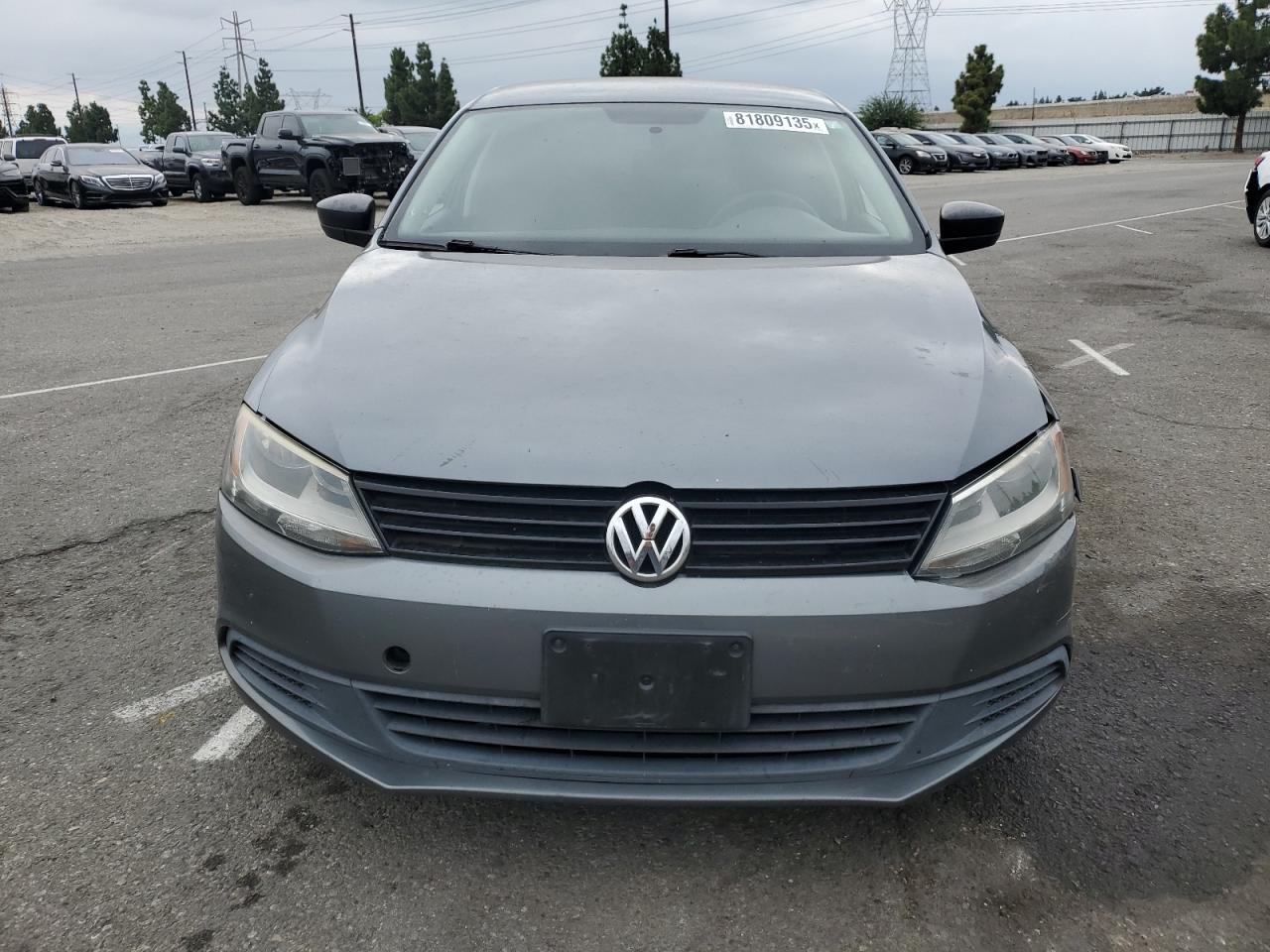 VOLKSWAGEN JETTA BASE
