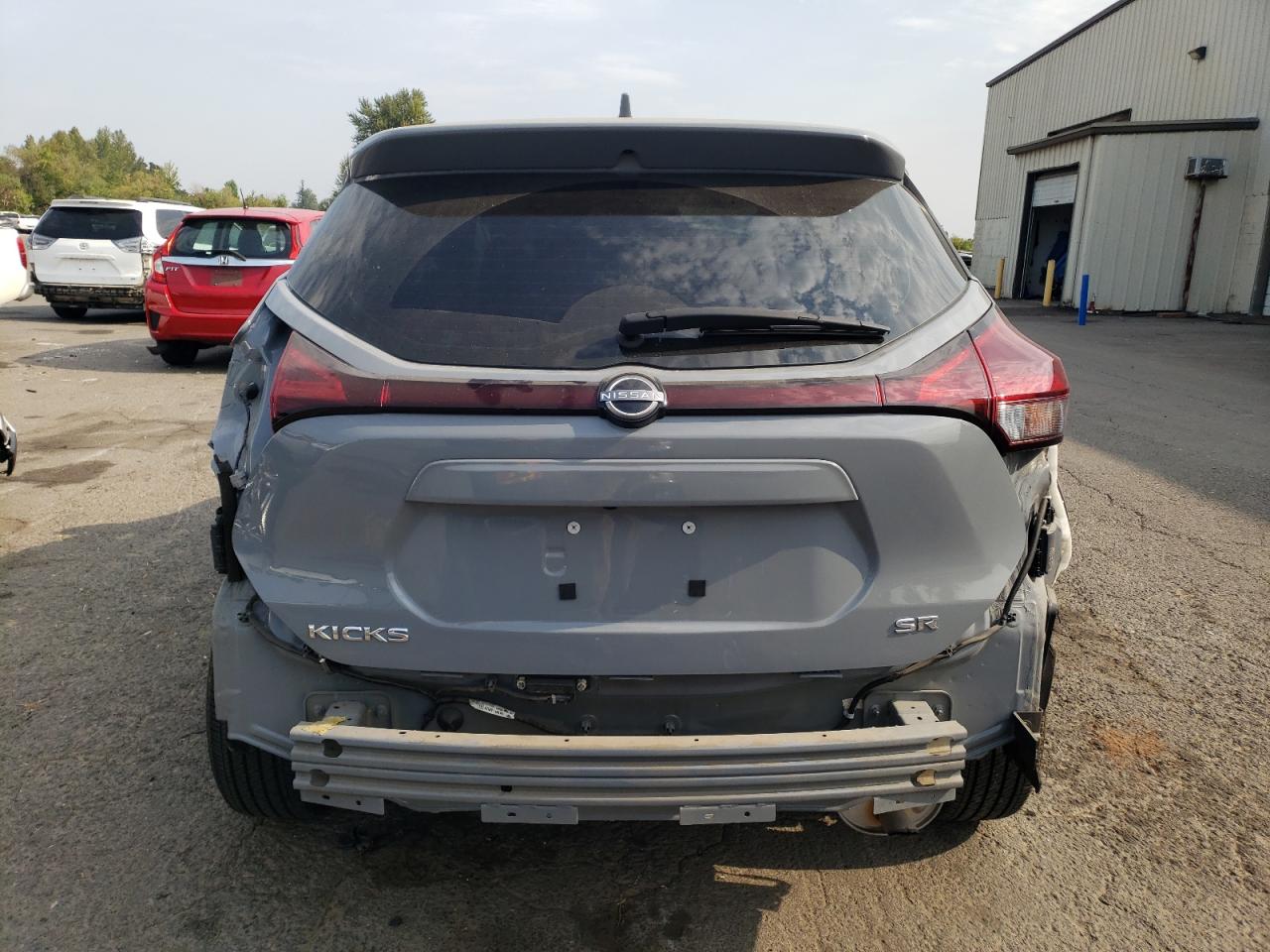 NISSAN KICKS SR
