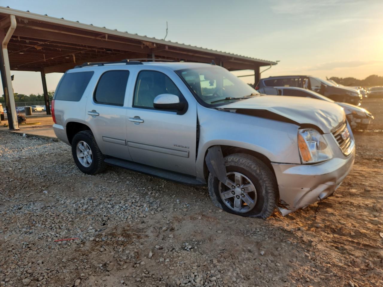 GMC YUKON SLT