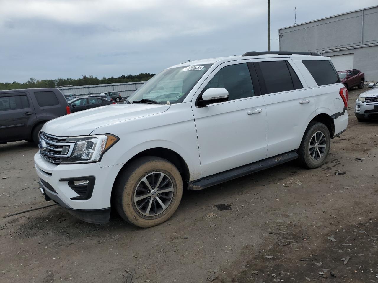 FORD EXPEDITION XLT