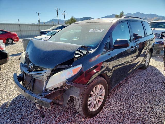 Global Auto Auctions: 2013 TOYOTA SIENNA XLE