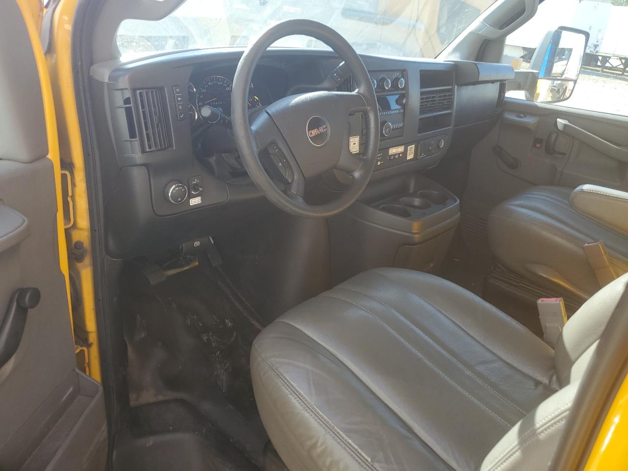 GMC SAVANA CUTAWAY G3500