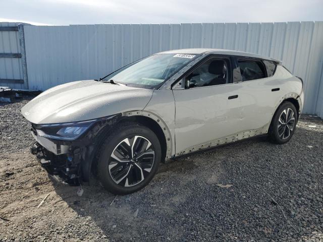 2023 KIA EV6 LIGHT KNDC34LA3P5129864