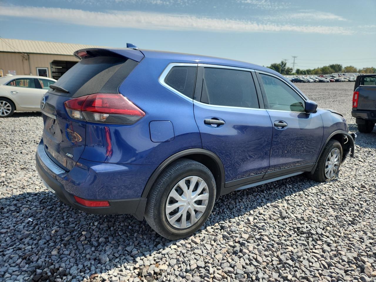NISSAN ROGUE S
