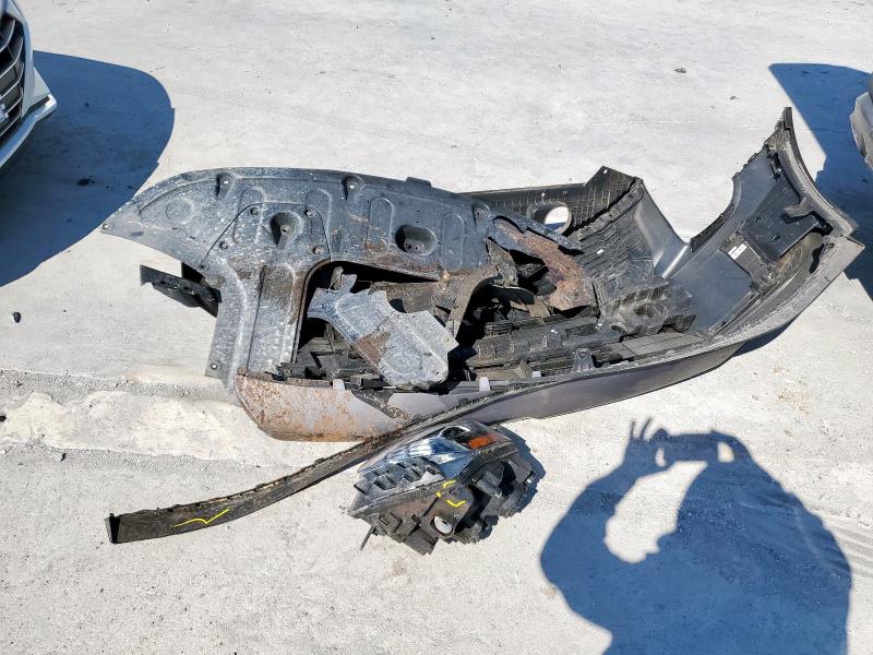 2022 KIA TELLURIDE 5XYP3DHC7NG303192