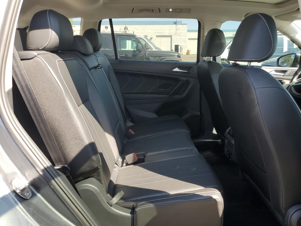 VOLKSWAGEN TIGUAN SE