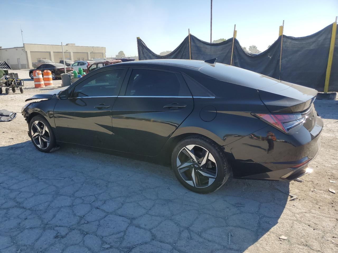 HYUNDAI ELANTRA LIMITED