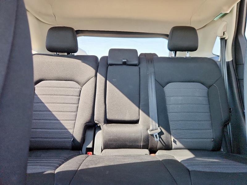 2018 FORD EDGE SE 2FMPK3G91JBB79126