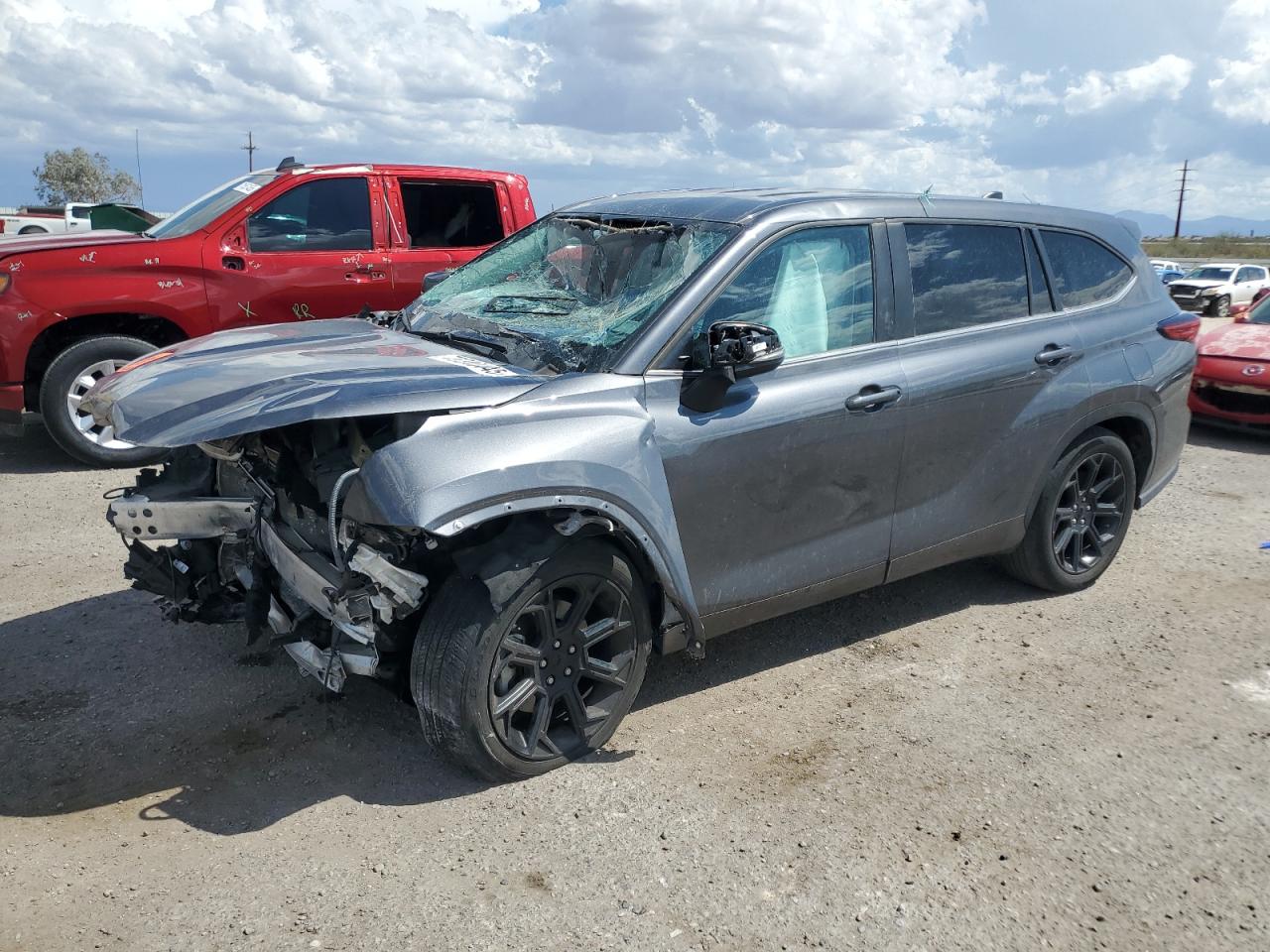 Lot #3294148940 2023 TOYOTA HIGHLANDER