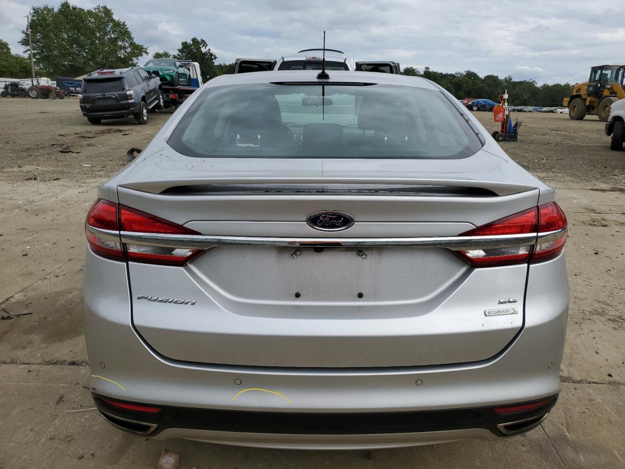 FORD FUSION SE