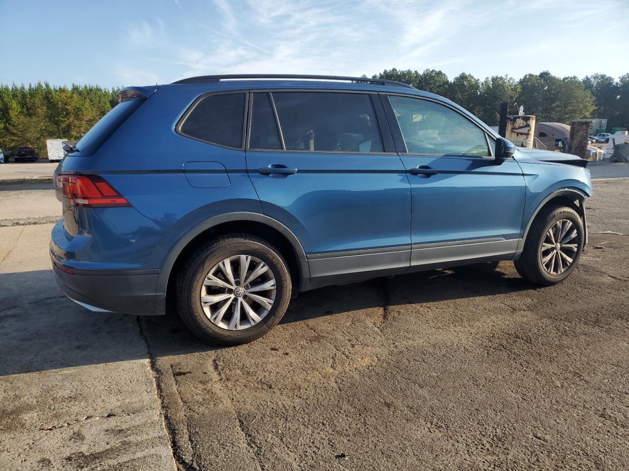 VOLKSWAGEN TIGUAN S
