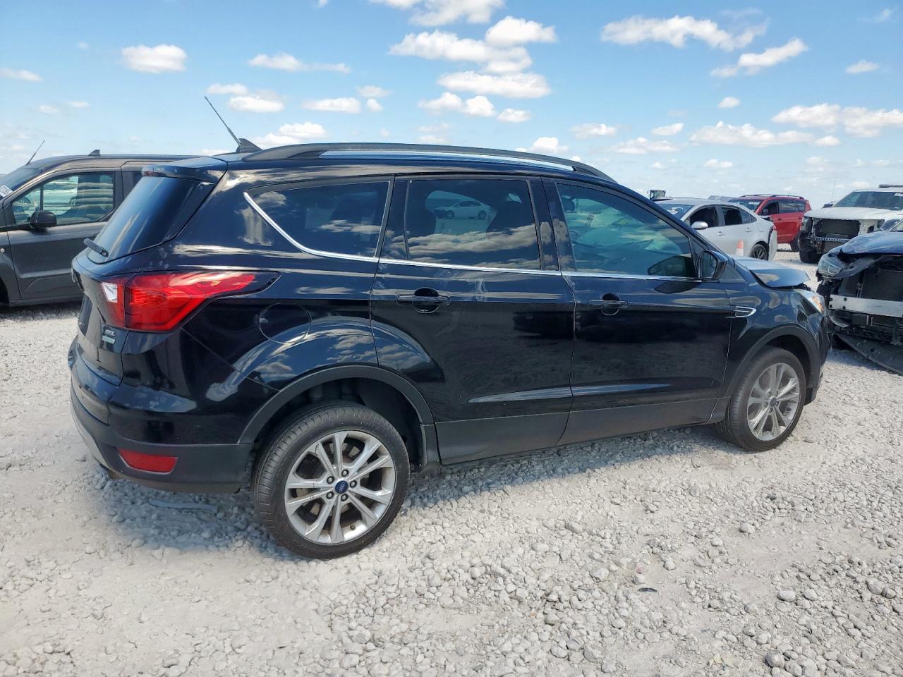 FORD ESCAPE SEL