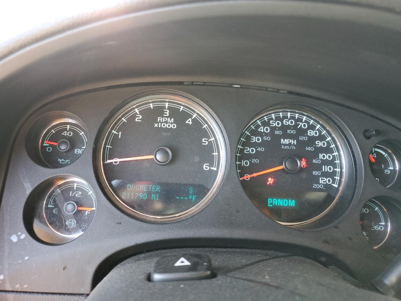 CHEVROLET SUBURBAN C1500 LS