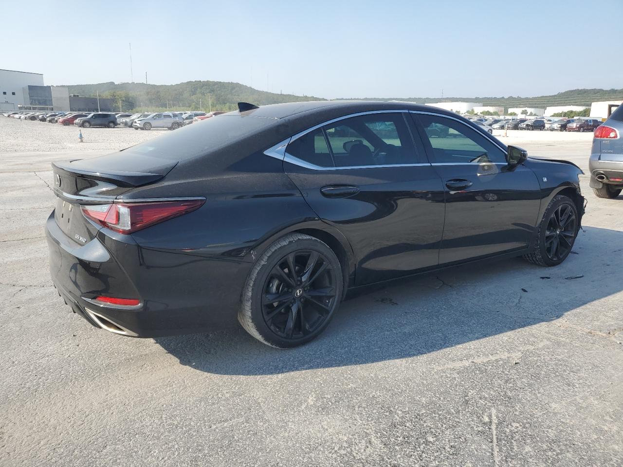 LEXUS ES 350 F SPORT HANDLING