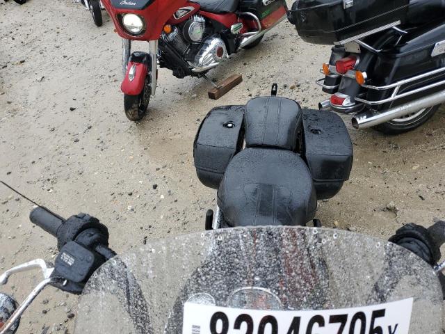 2018 HARLEY-DAVIDSON FLHC HERIT 1HD1YAJ15JC067427