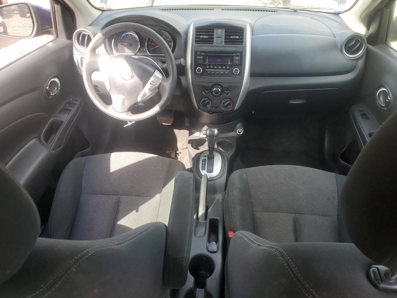 NISSAN VERSA S
