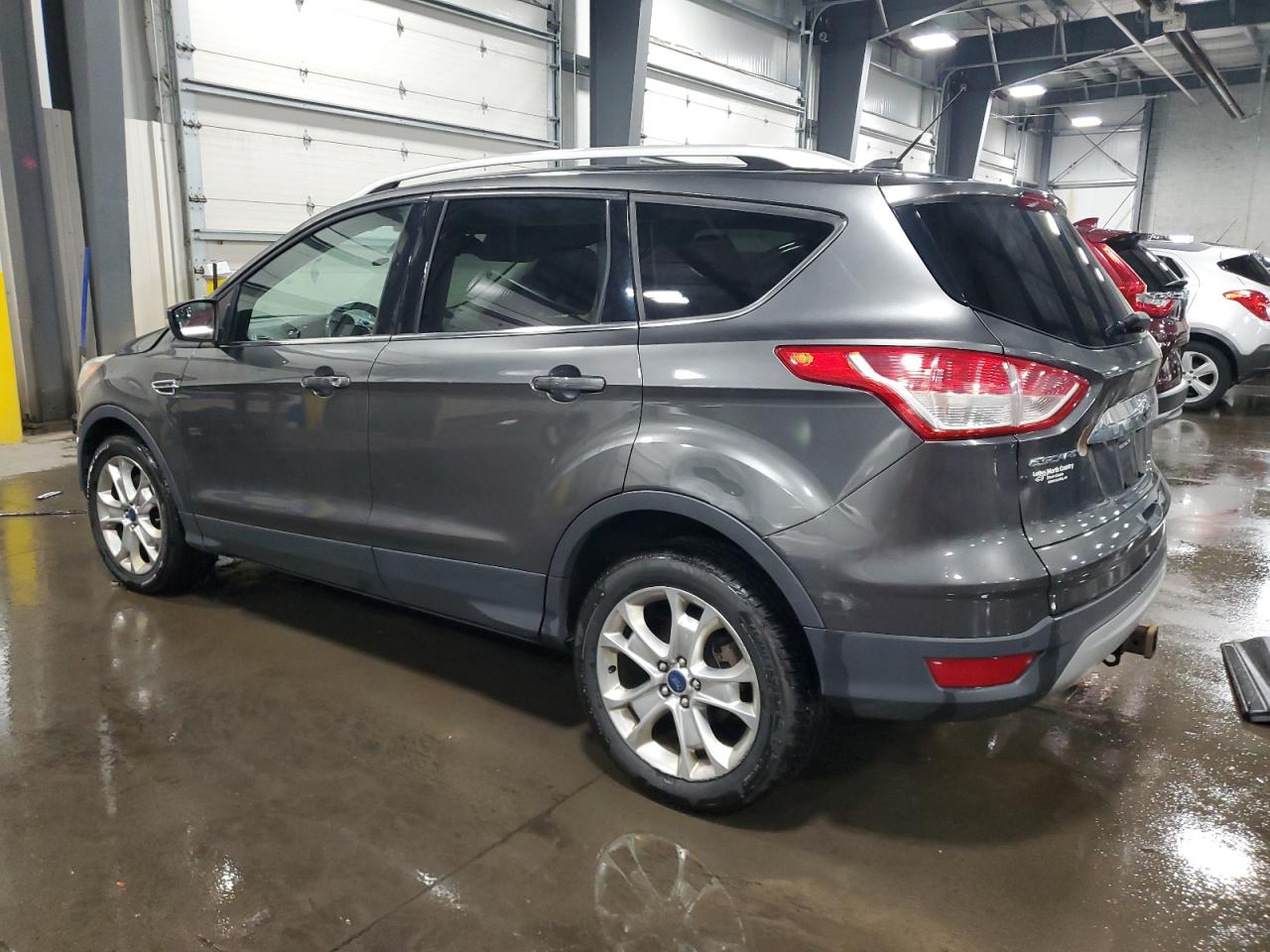 FORD ESCAPE TITANIUM