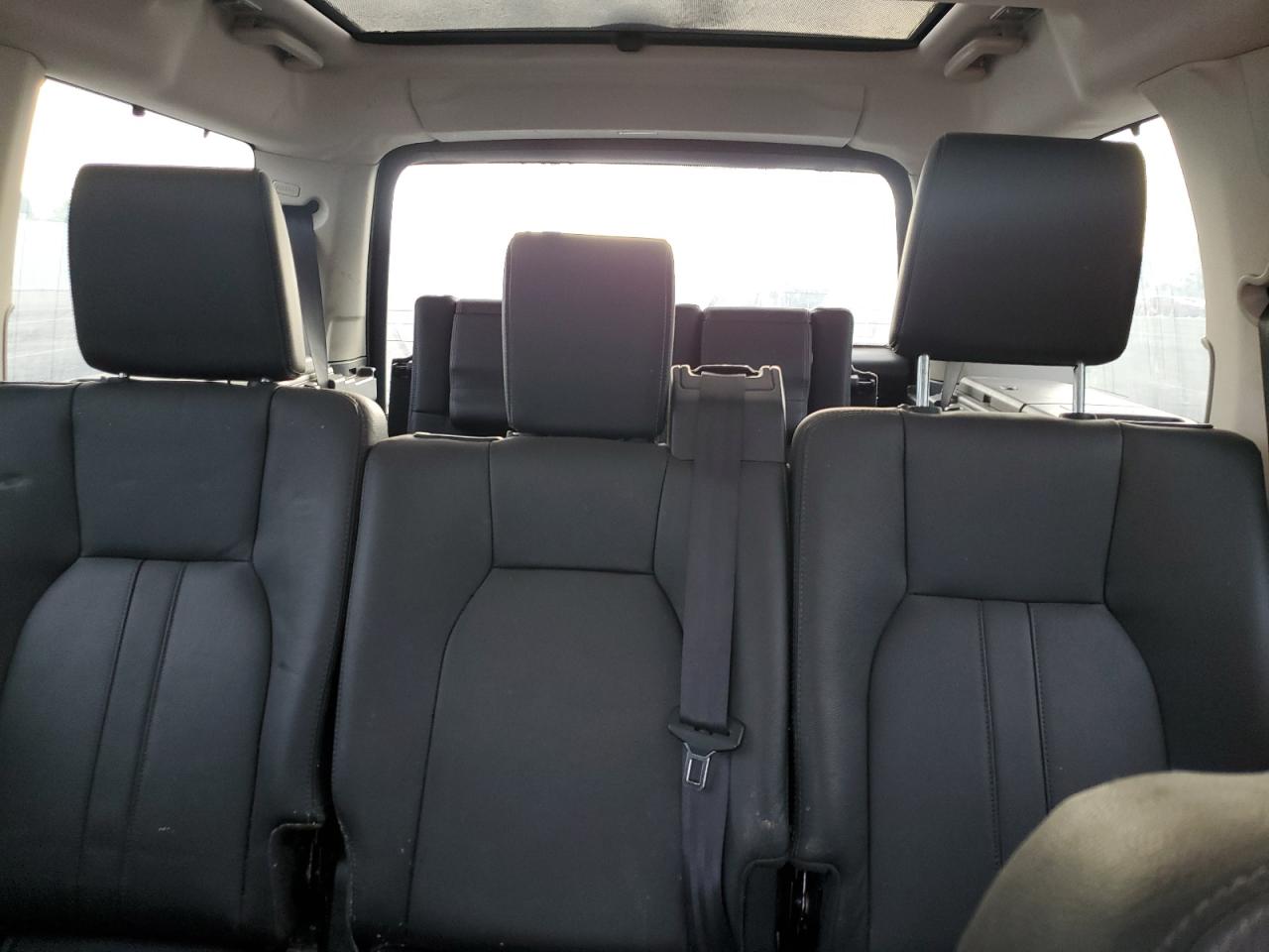 LAND ROVER LR4 HSE PLUS