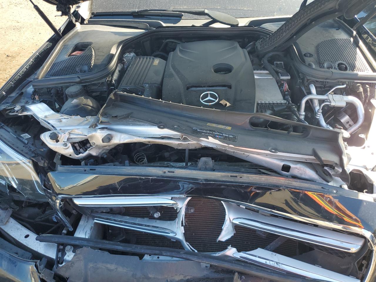 MERCEDES-BENZ E-CLASS 300 4MATIC