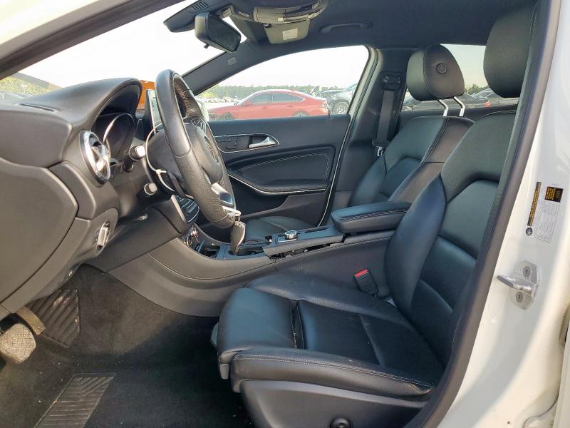 2017 MERCEDES-BENZ GLA 250 - WDCTG4EB1HJ311303