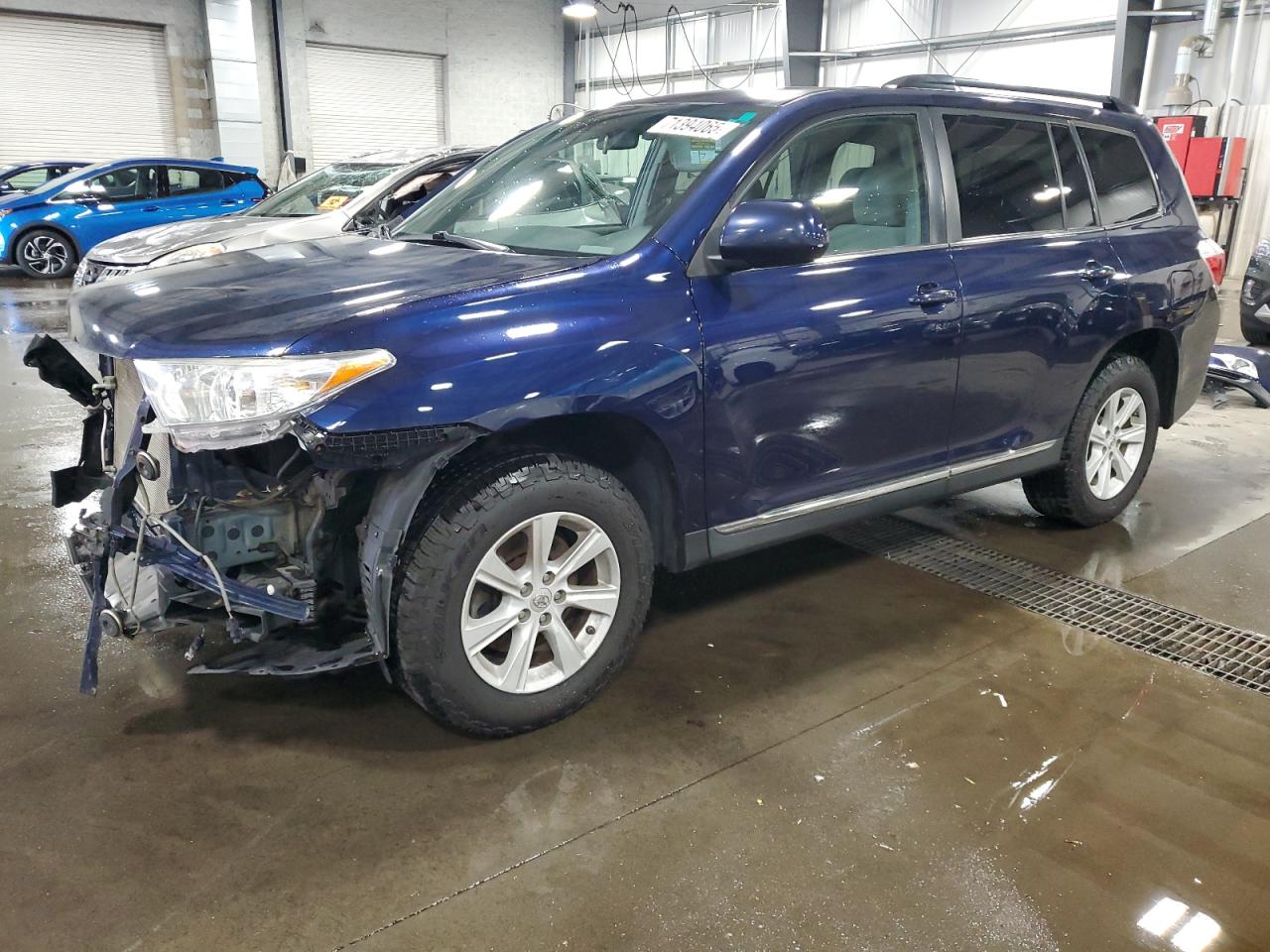 TOYOTA HIGHLANDER BASE