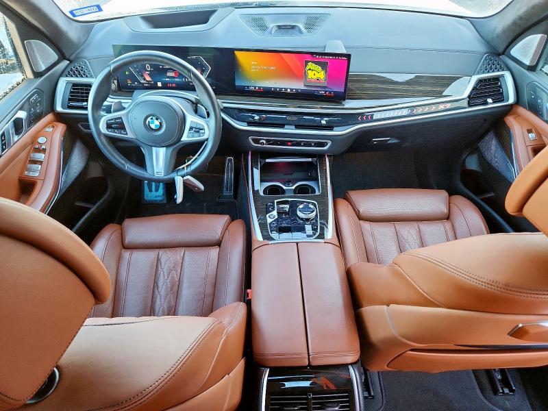 2024 BMW X7 XDRIVE4 5UX23EM01R9T88936