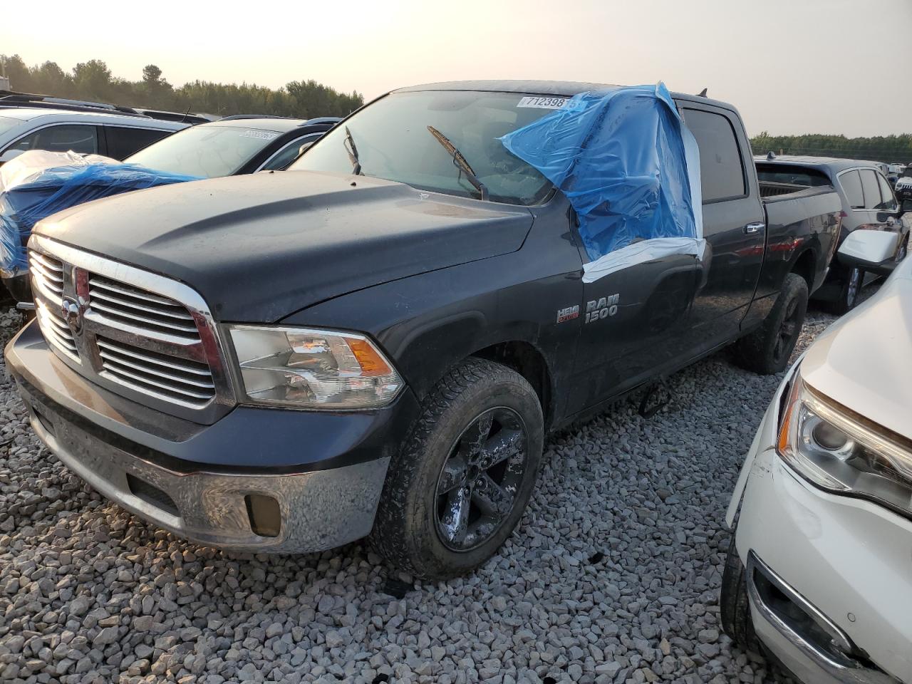 RAM 1500 SLT