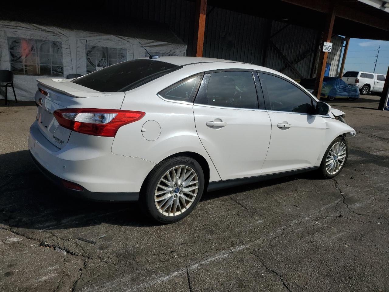 FORD FOCUS TITANIUM