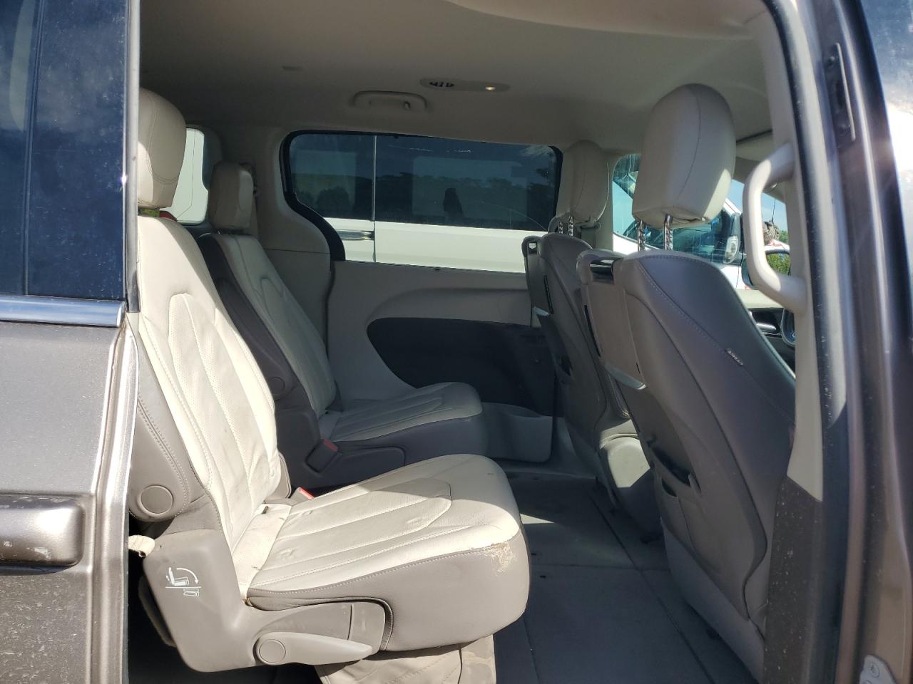 CHRYSLER PACIFICA TOURING L PLUS