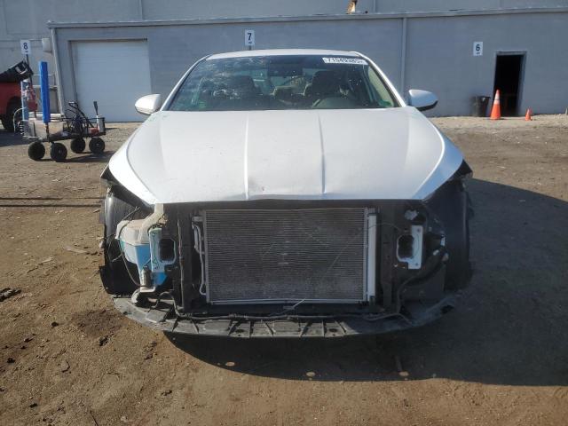 2019 HYUNDAI ELANTRA SE 5NPD74LF2KH461520