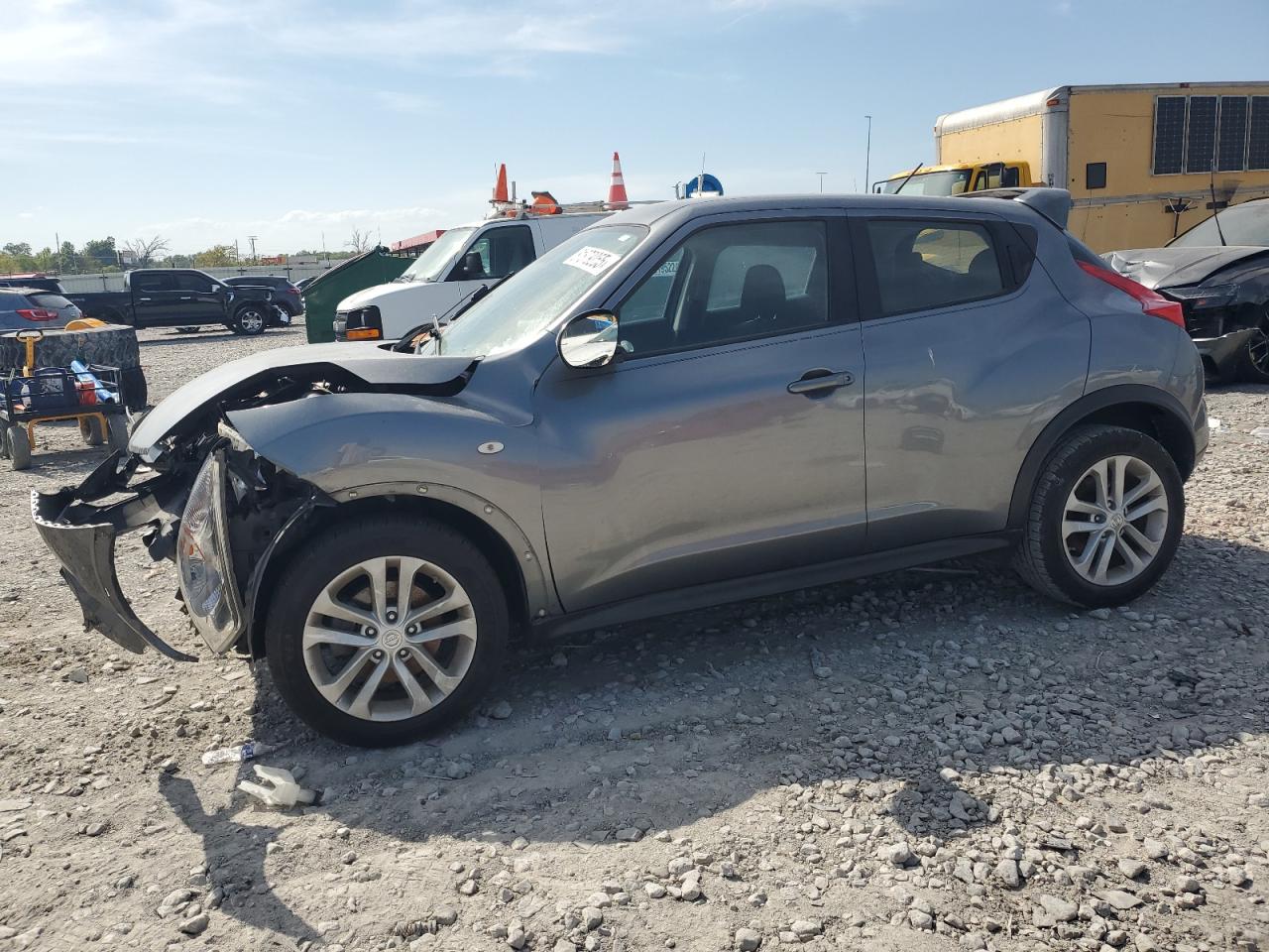 NISSAN JUKE S