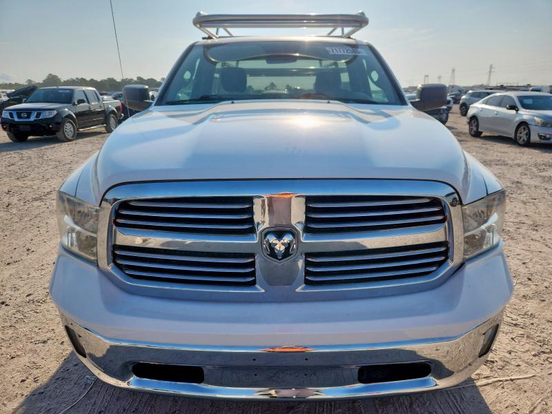 2016 RAM 1500 ST 3C6JR6DT3GG285517