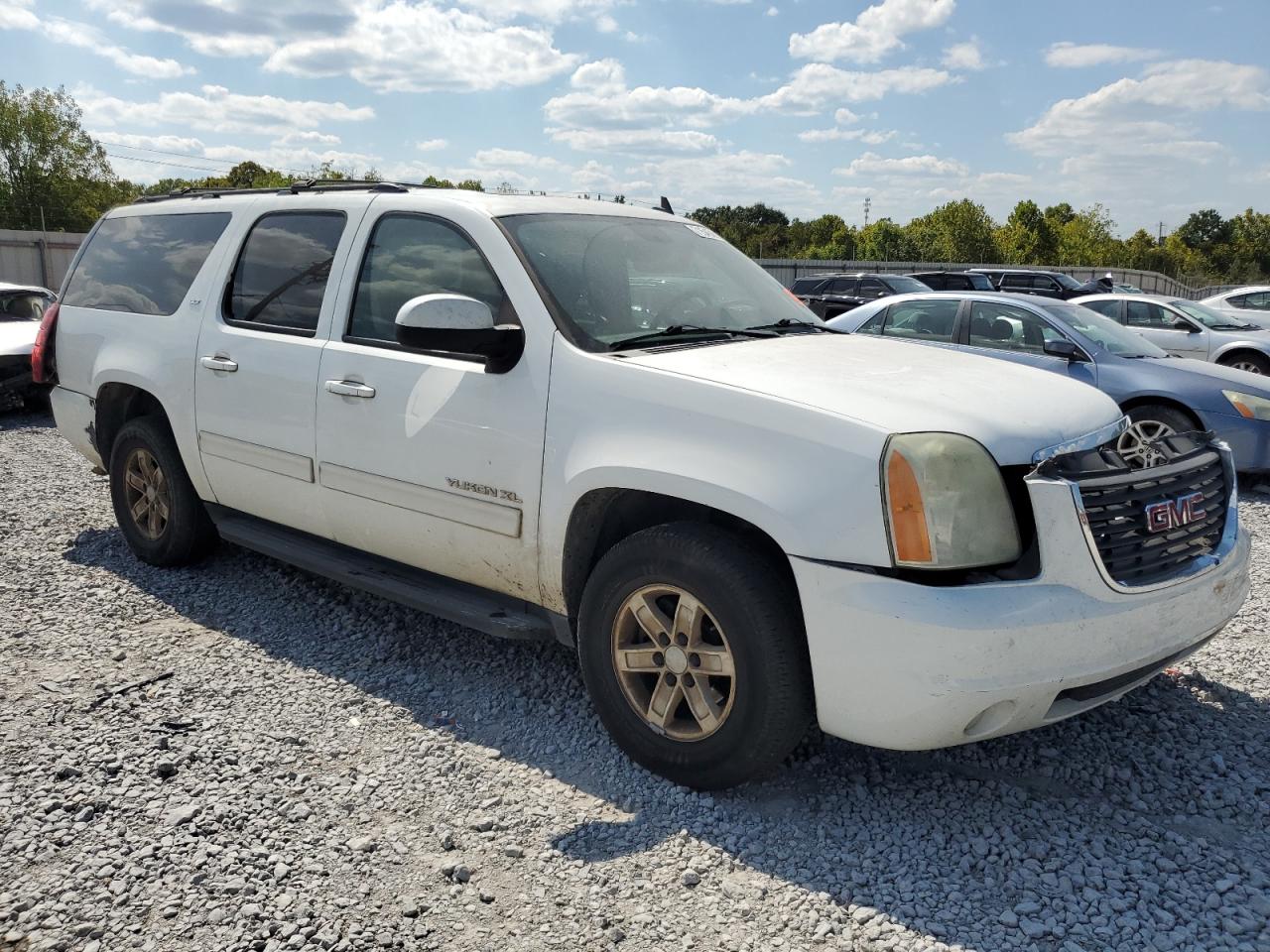 GMC YUKON C1500 SLT