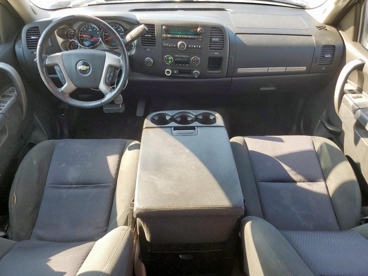 CHEVROLET SILVERADO K1500 LT