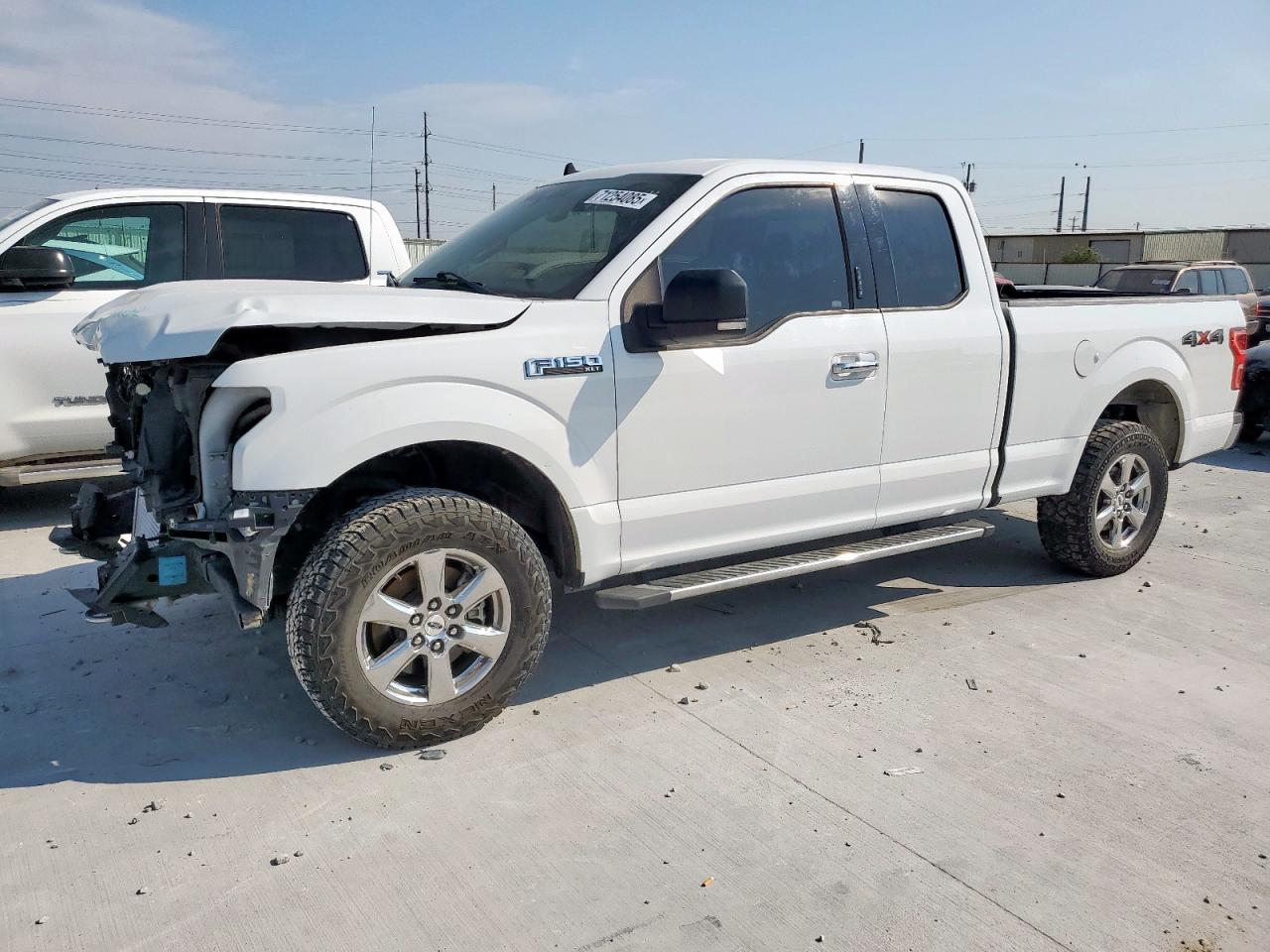 FORD F-150 SUPER CAB