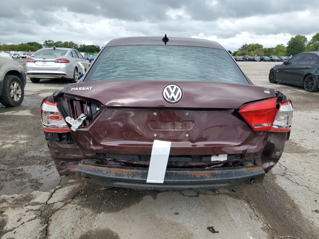 VOLKSWAGEN PASSAT SE