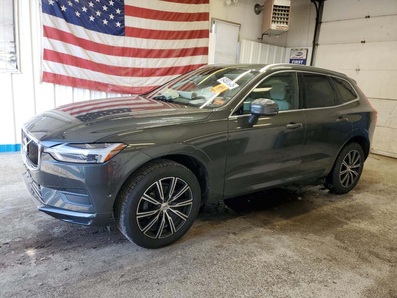 VOLVO XC60 T5