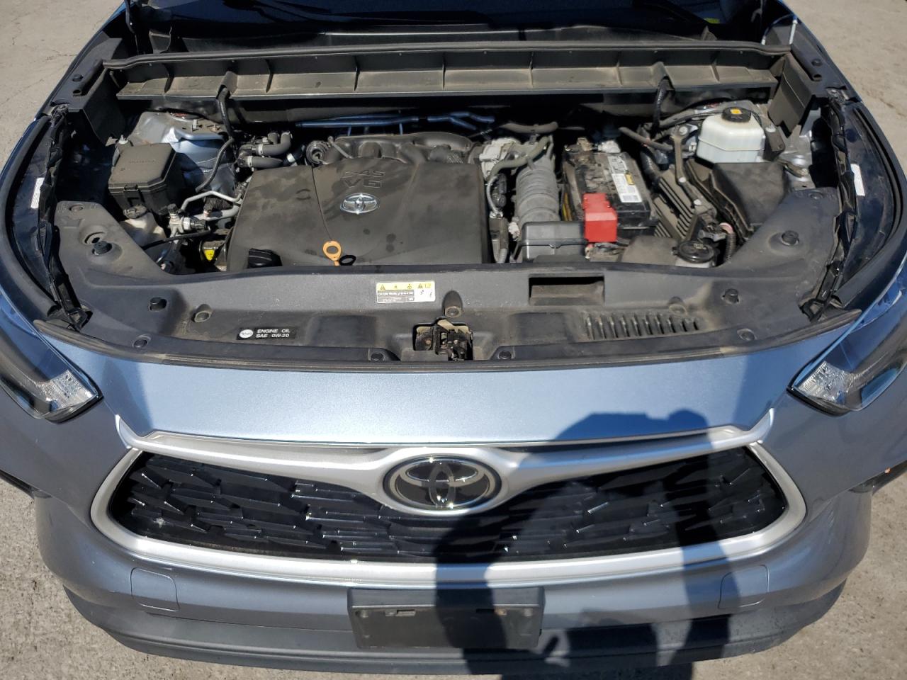 Lot #3319858206 2020 TOYOTA HIGHLANDER