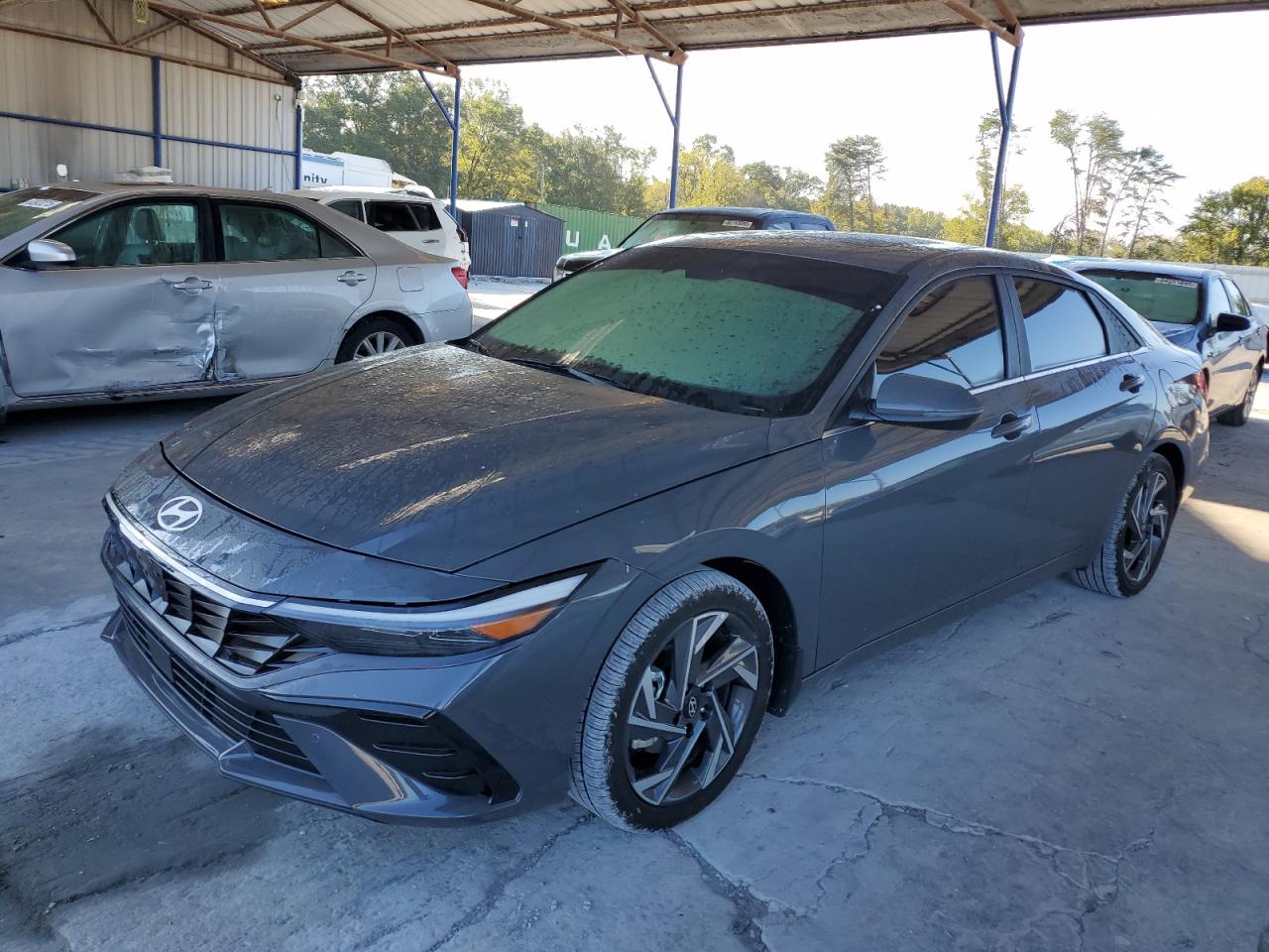 HYUNDAI ELANTRA LIMITED