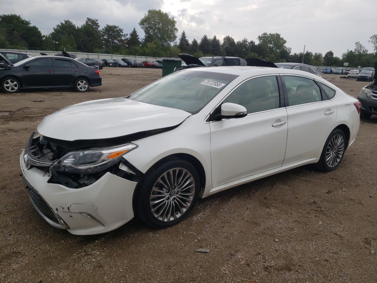 TOYOTA AVALON XLE
