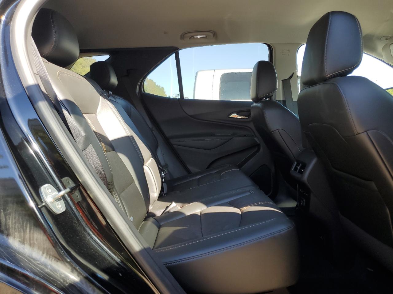 CHEVROLET EQUINOX PREMIER