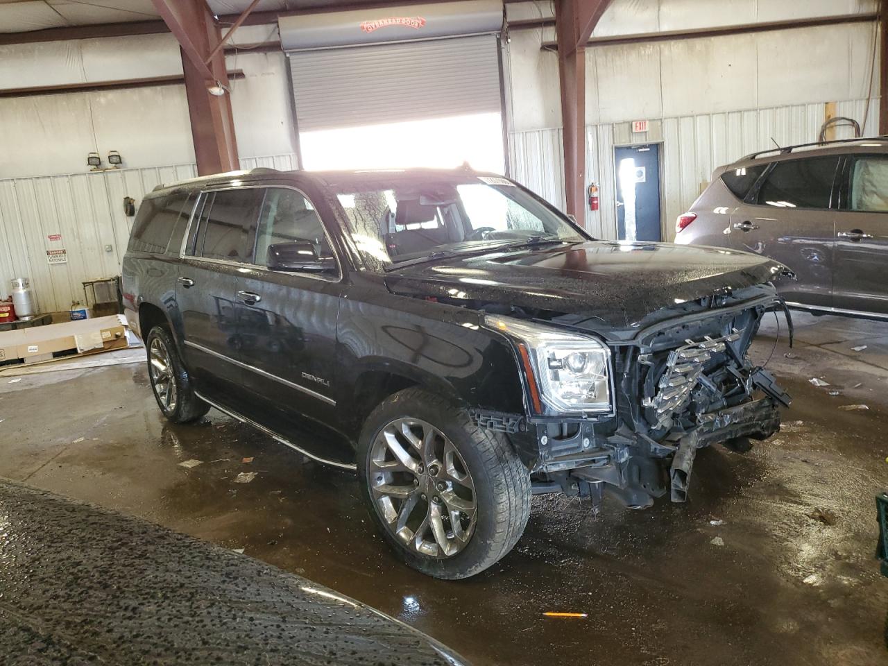 GMC YUKON DENALI