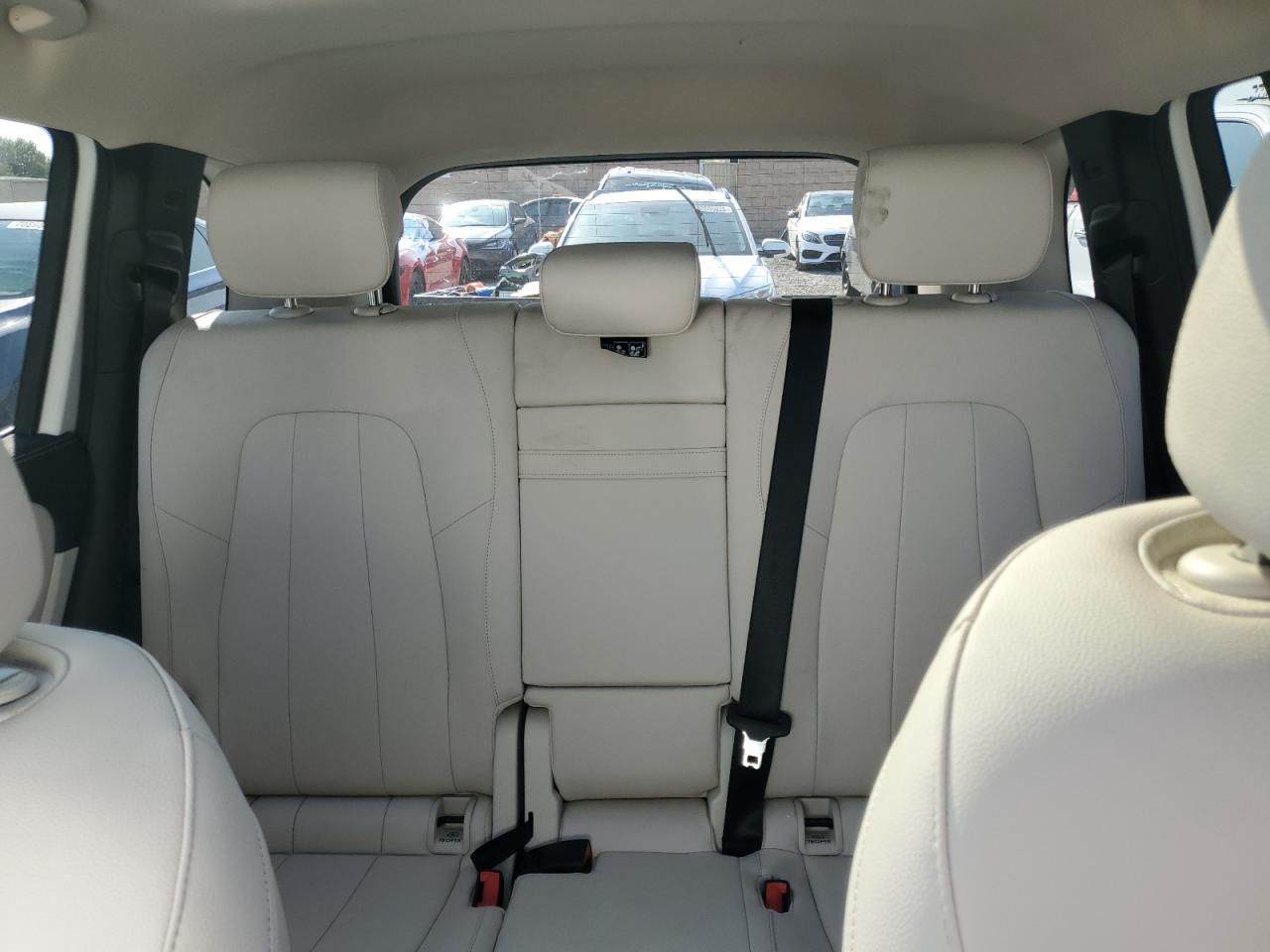 MERCEDES-BENZ EQB 300 4MATIC