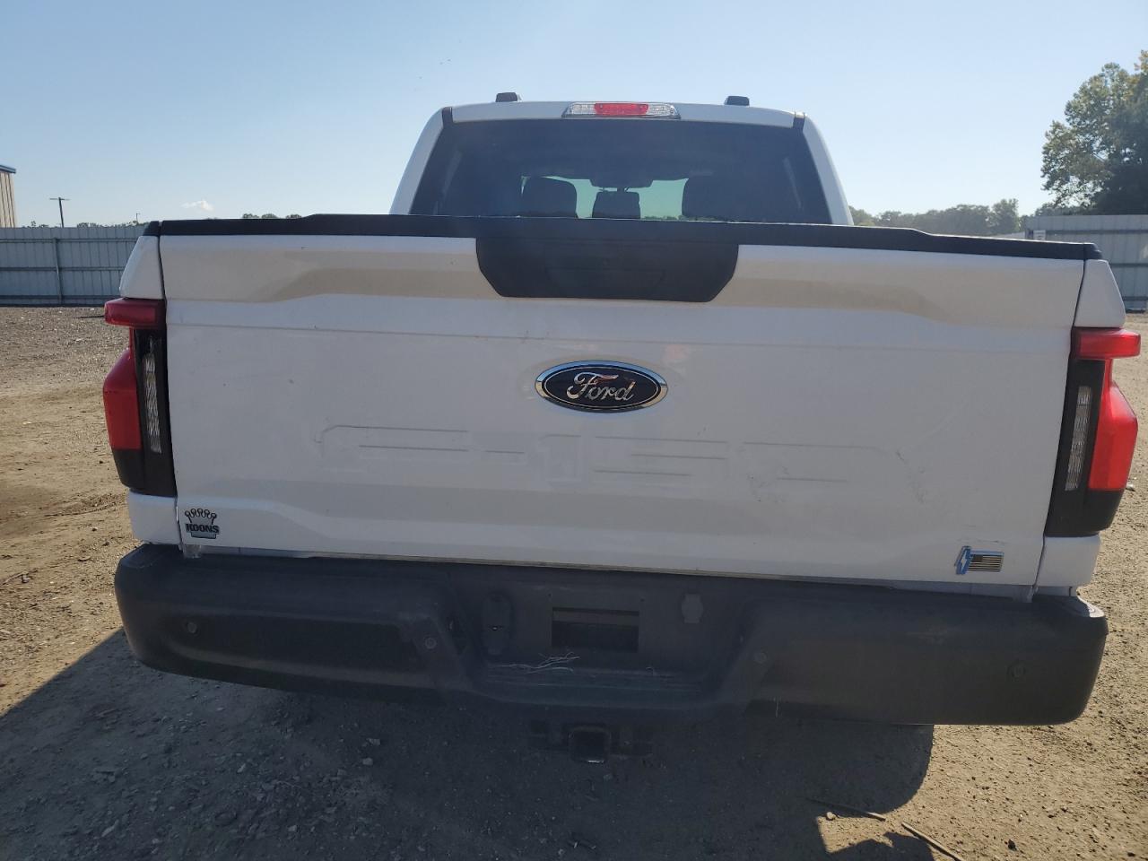 FORD F-150 LIGHTNING PRO