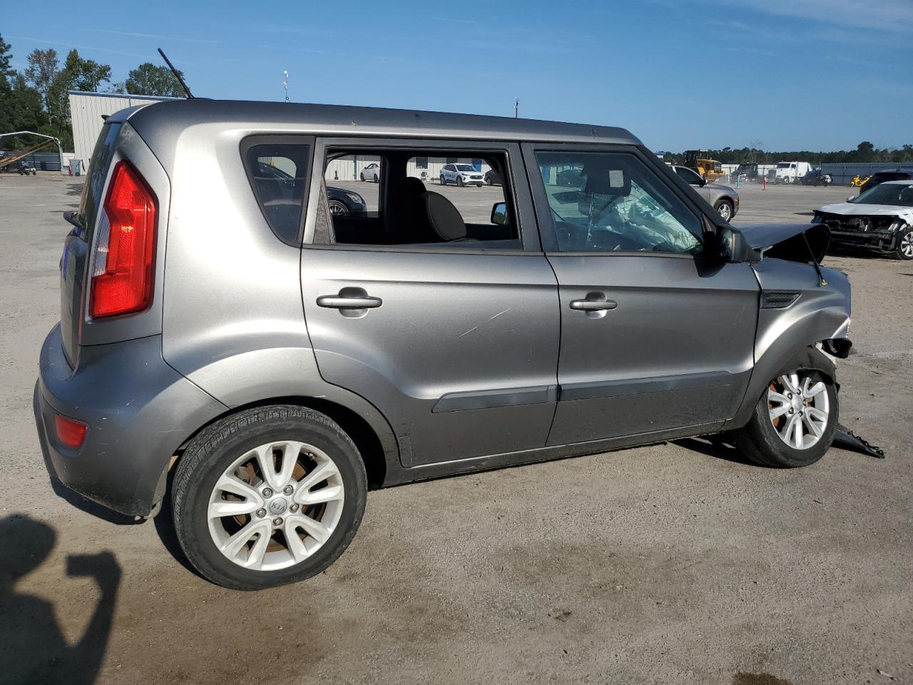 KIA SOUL +