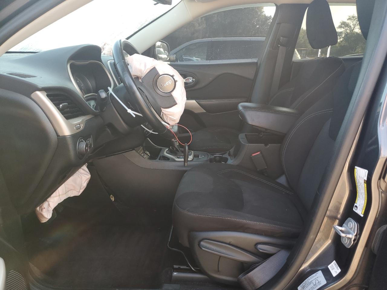 JEEP GRAND CHEROKEE LATITUDE