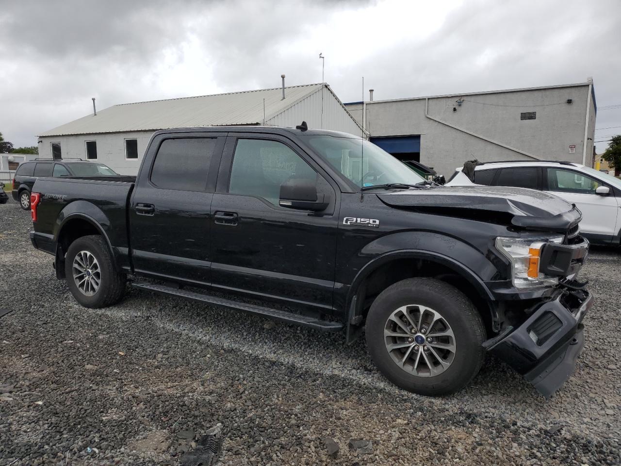 FORD F-150 SUPERCREW