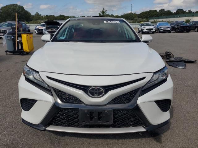 2019 TOYOTA CAMRY XSE 4T1B61HK4KU710206