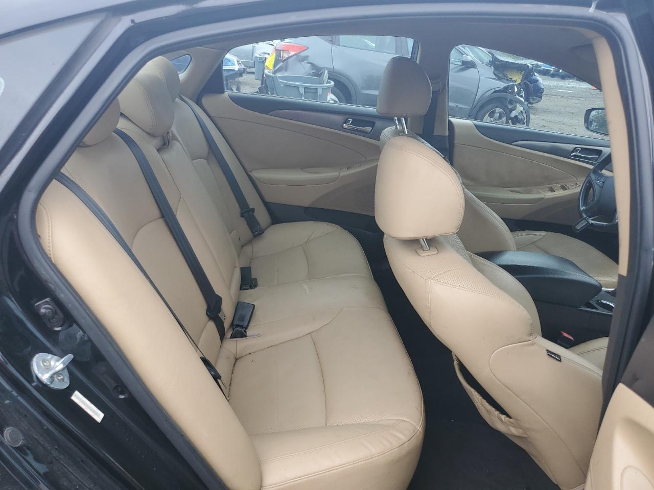 HYUNDAI SONATA HYBRID